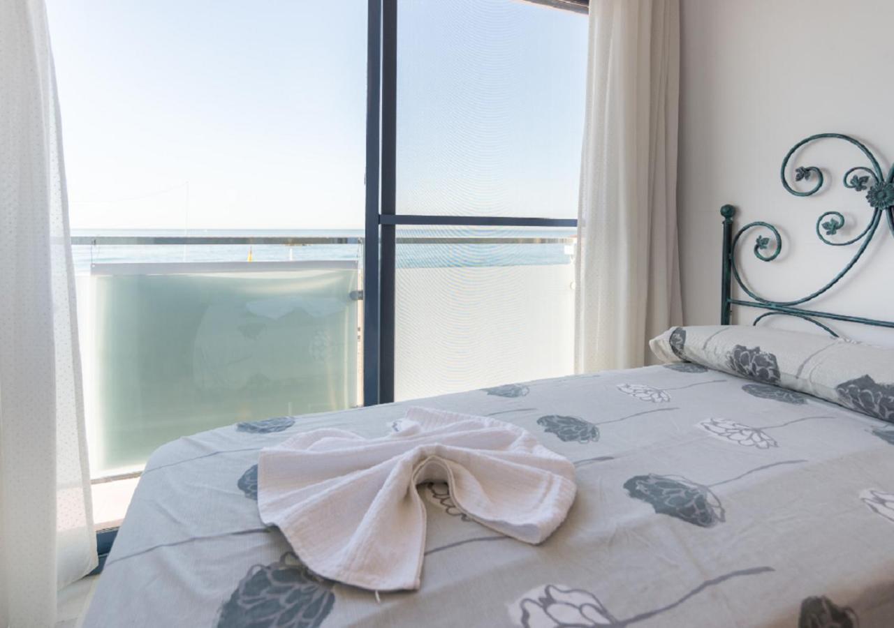 Apartamentos Varadero Sea View La Cala Del Moral Exteriör bild
